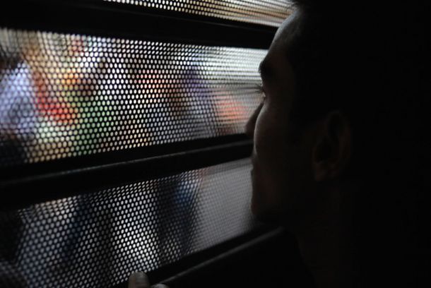 still / picture for L'OISEAU, LES FENETRES