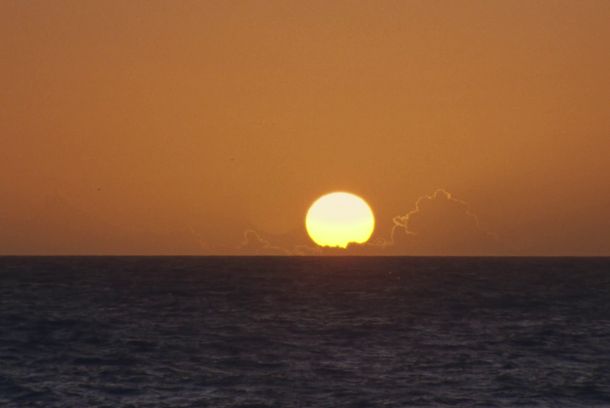 still / picture for Red Soleil