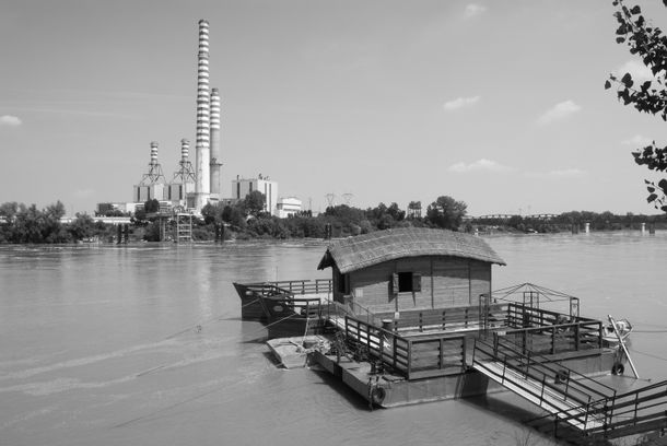 still / picture for LA FIUMA / SHE-RIVER