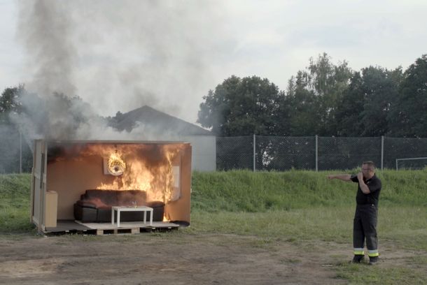 still / picture for Die Wirkung des Geschützes auf Gewitterwolken
