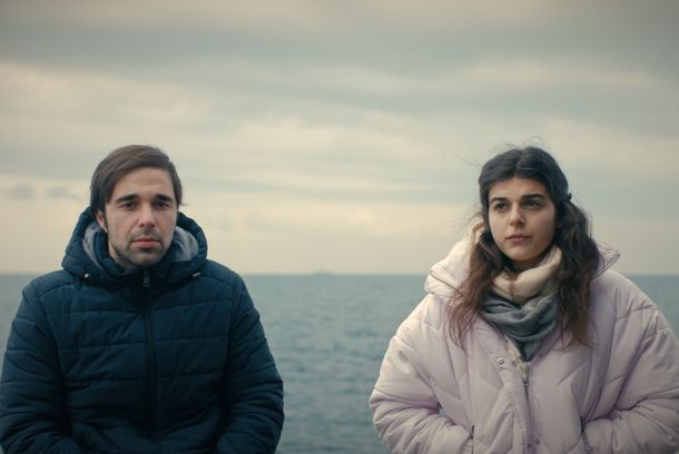 still / picture for Sanki Her Şey Biraz Felaket
