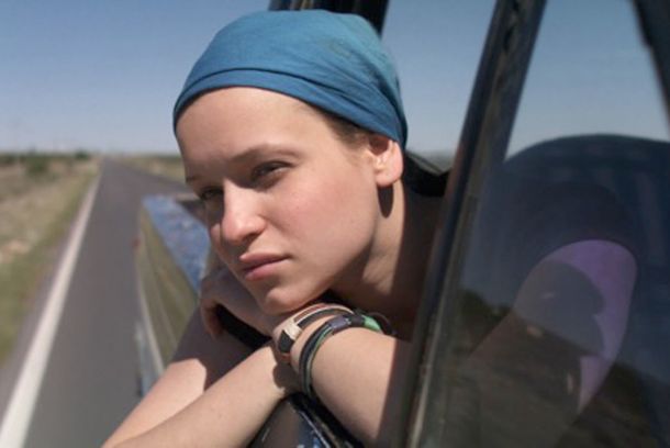 still / picture for THE CIRCLE IN WHICH SHE TRAVELS