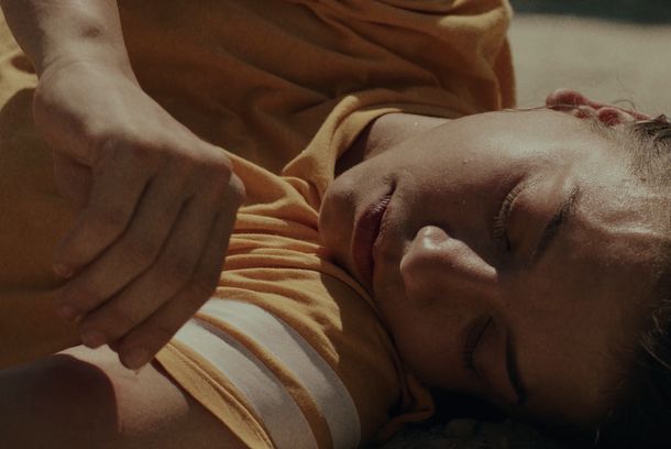 still / picture for Duhovi na mojim leđima