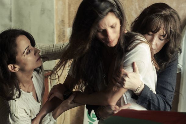 still / picture for Soeurs