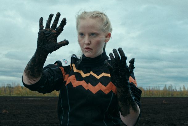 still / picture for LE BRUIT DES MOTEURS 