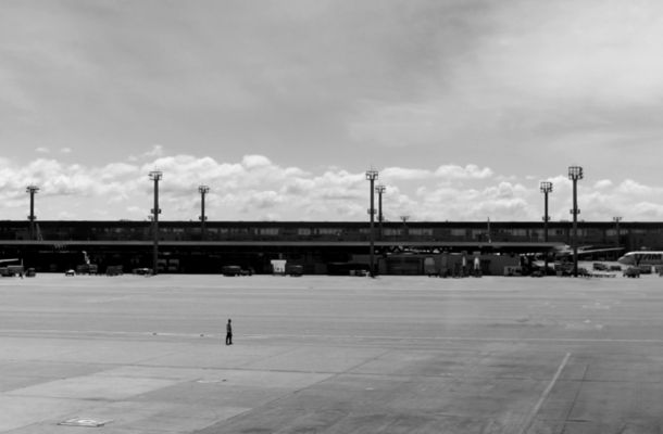 still / picture for O Estranho