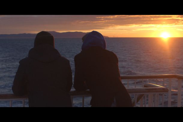 still / picture for Vis-À-Vis