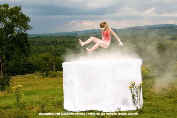 still / picture for Marshmallow Crash