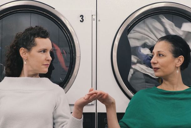 still / picture for Entre Dos!