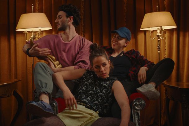 still / picture for Breaking the Ice