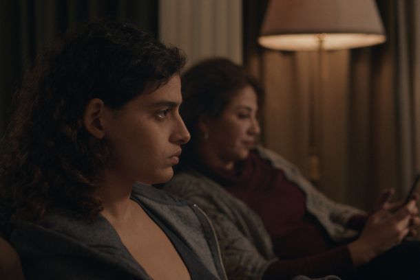 still / picture for البحر امامكم 