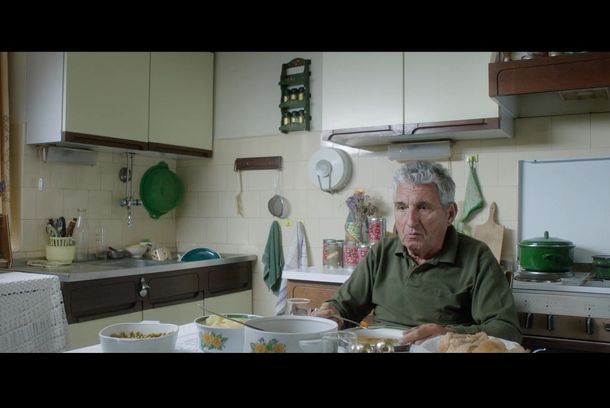 still / picture for Zatvorite širom prozore