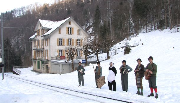still / picture for Marius and the Hunters