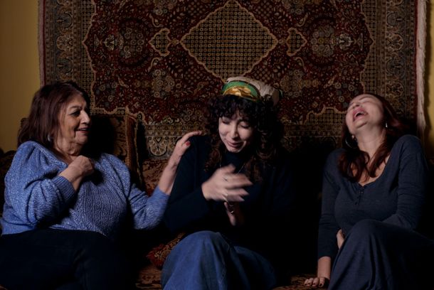 still / picture for خارج الإطار