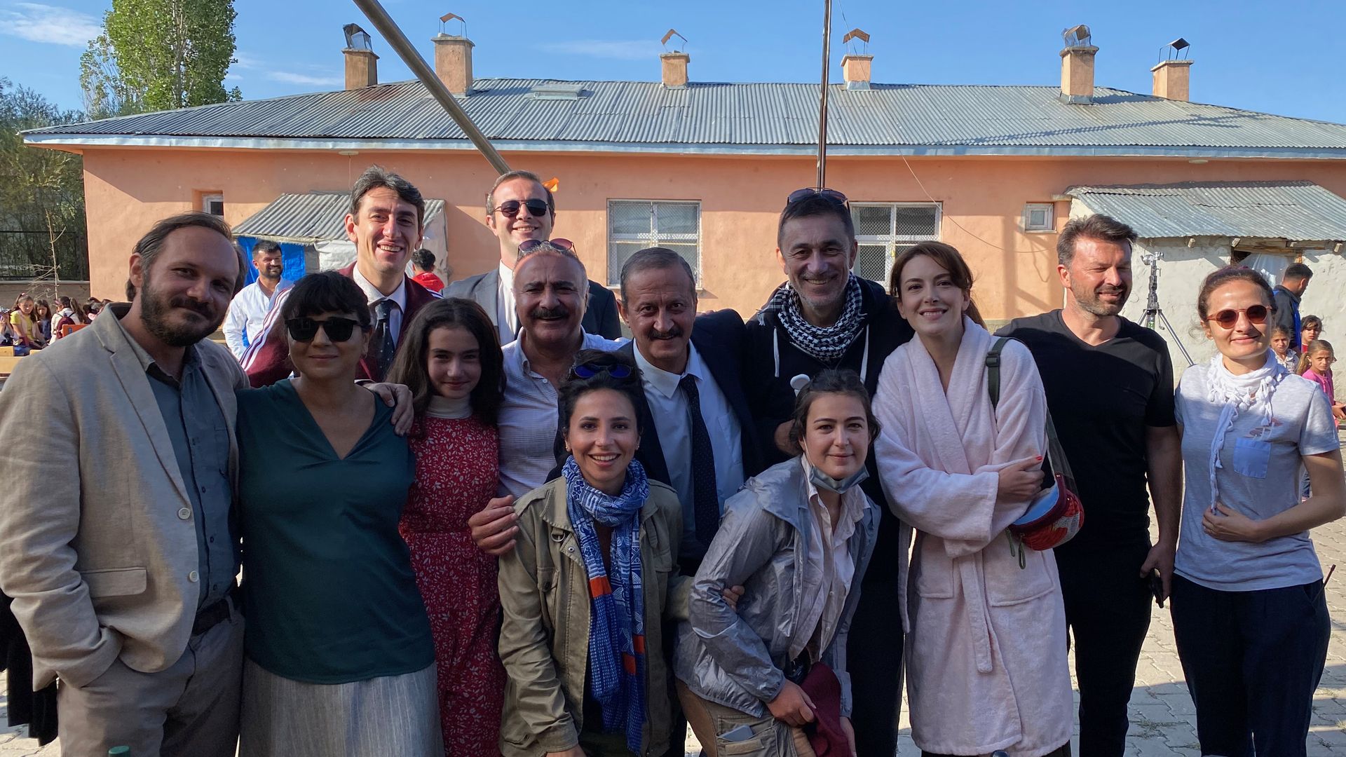 Behind-the-scenes with cast & crew on 